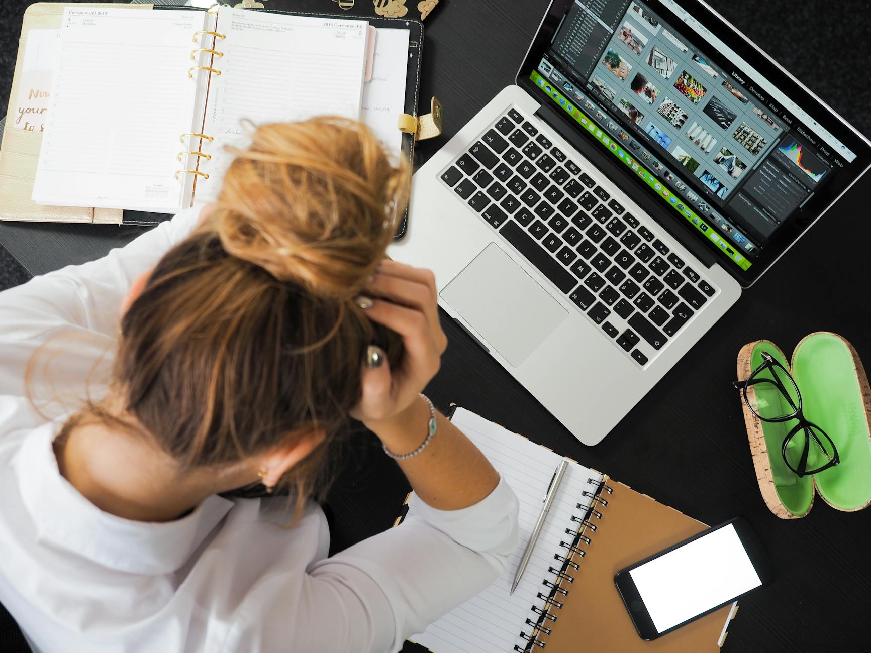 Anti Burnout: Rahasia Tetap Produktif & Waras di Era Serba Cepat (Update 2024!)